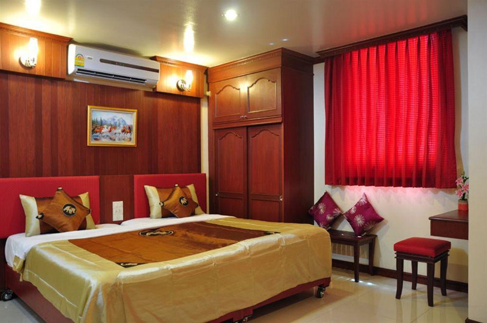 Sky Inn 2 Bangkok Exterior photo